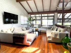 Hansha House Peaceful Lake Location